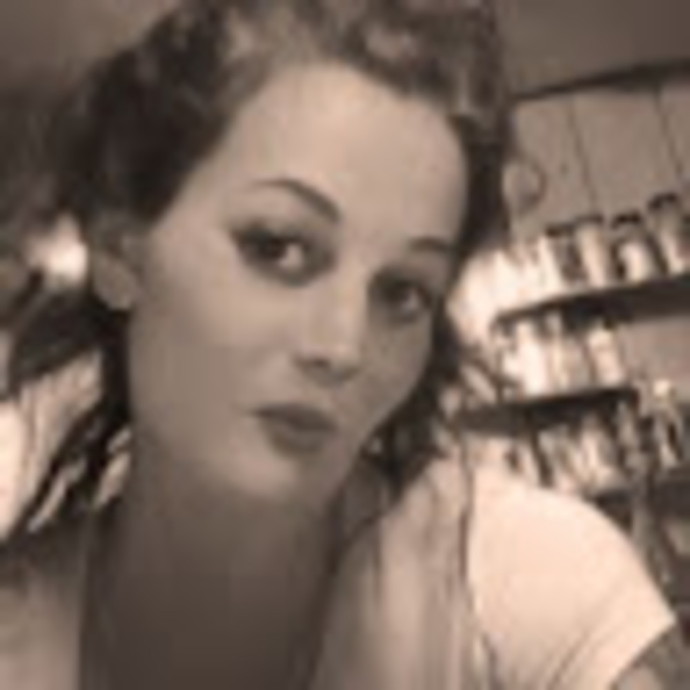 Meet your Posher, Latasha